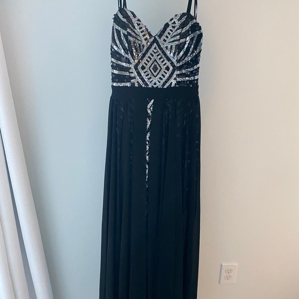 Long black dress